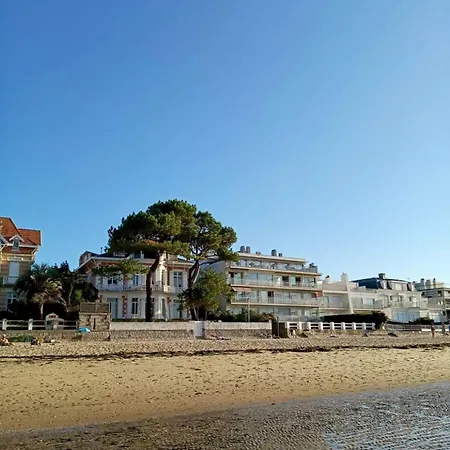 Appartement Grand T2 direct sur la plage Arcachon Pereire *